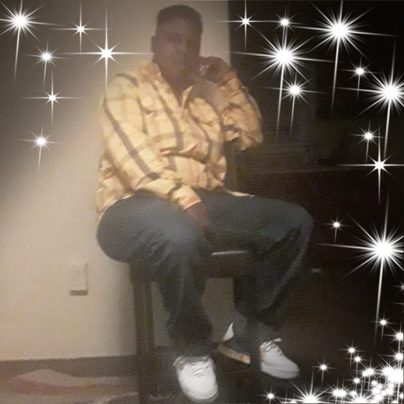 Meet your Posher, Taneesha - Picture 1 of 1